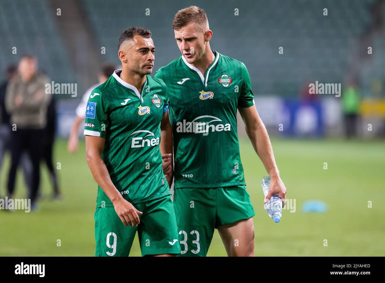 Leandro Pereira é anunciado por equipe do futebol iraniano