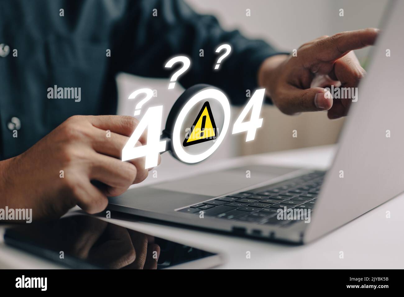 A man examines a website message with a magnifying glass and question marks. of error 404, page not found, online service notification. Stock Photo