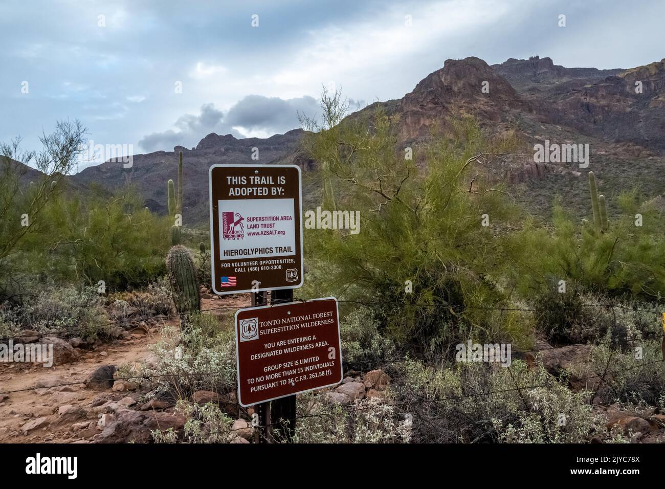 Gold canyon az usa hires stock photography and images Alamy