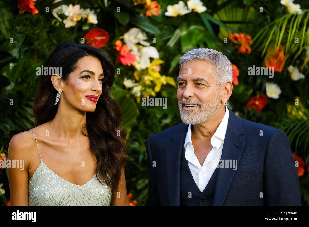 Amal Clooney and George Clooney photographed during the Ticket to Paradise World Premiere held at Odeon Luxe Leicester Square , London on Wednesday 7 September 2022 . Picture by Julie Edwards. Stock Photo