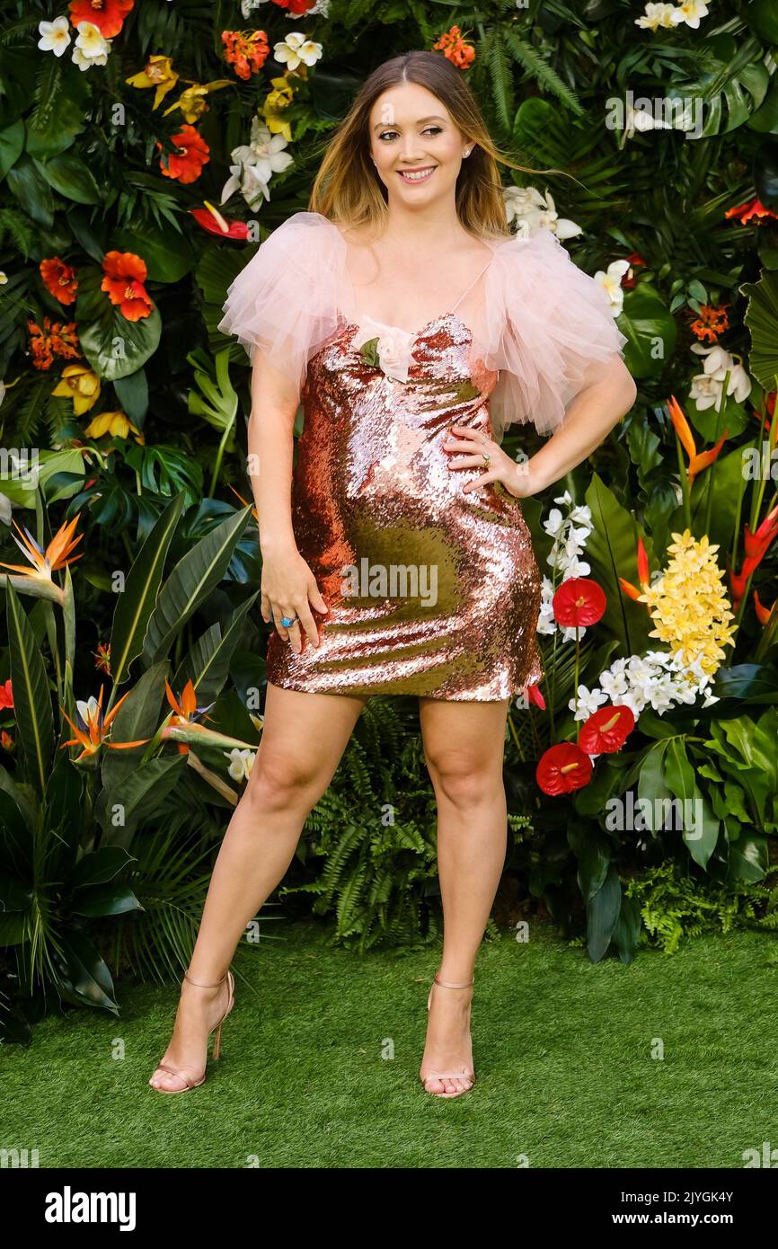 Billie Lourd photographed during the Ticket to Paradise World Premiere held at Odeon Luxe Leicester Square , London on Wednesday 7 September 2022 . Picture by Julie Edwards. Stock Photo