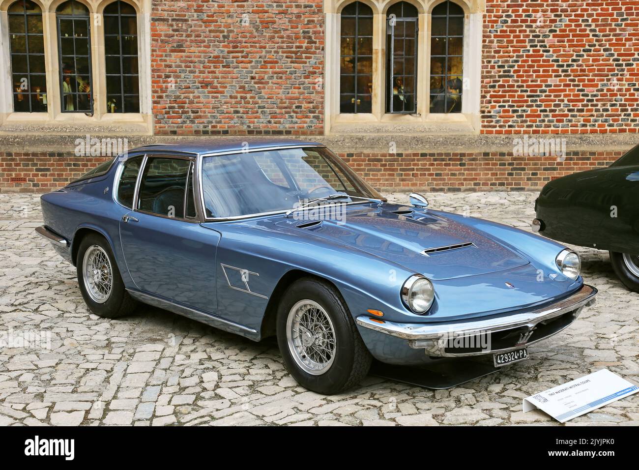 Maserati Mistral Coupe (1967) sold for £36,000. Gooding Classic Car Auction, 3 Sep 2022. Hampton Court Palace, London, UK, Europe Stock Photo