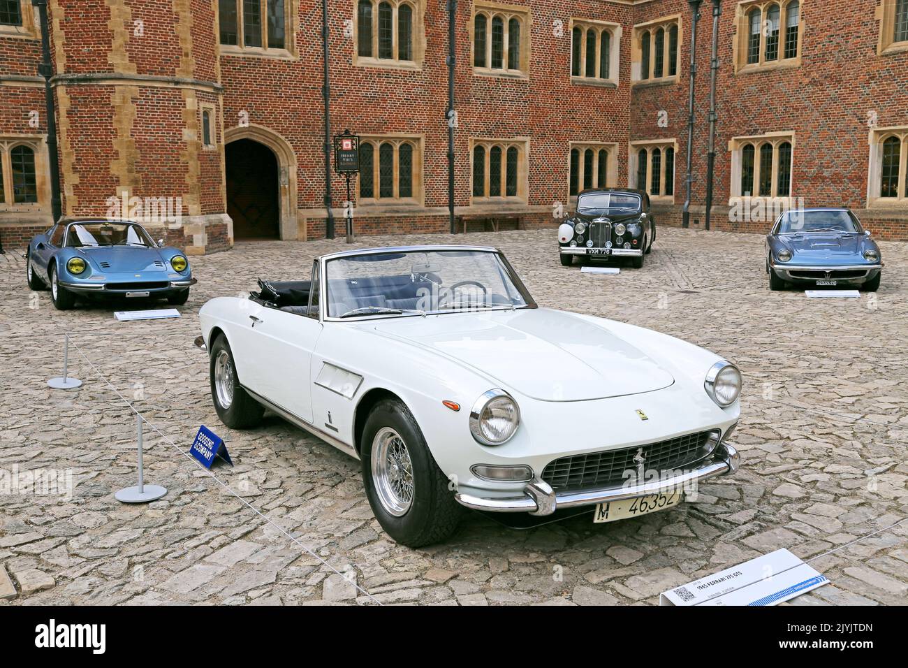 Ferrari 275 GTS (1965) sold for £1,350,000. Gooding Classic Car Auction, 3 Sep 2022. Hampton Court Palace, London, UK, Europe Stock Photo