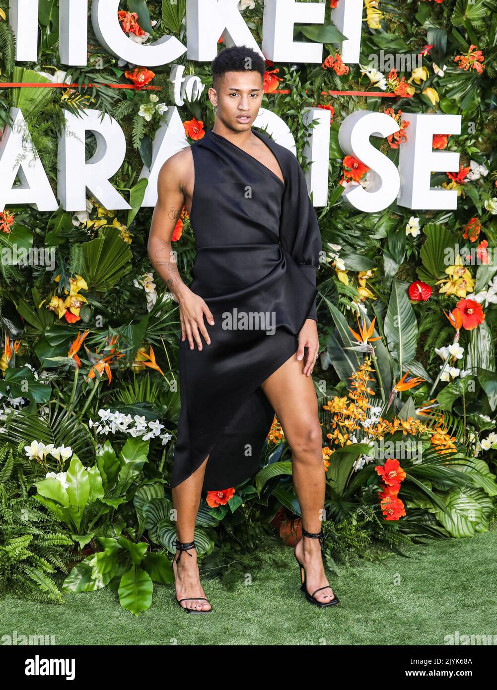 https://c8.alamy.com/comp/2JYK68A/london-uk-07th-sep-2022-tyreece-attends-the-world-premiere-of-ticket-to-paradise-at-odeon-luxe-leicester-square-in-london-photo-by-brett-covesopa-imagessipa-usa-credit-sipa-usaalamy-live-news-2JYK68A.jpg