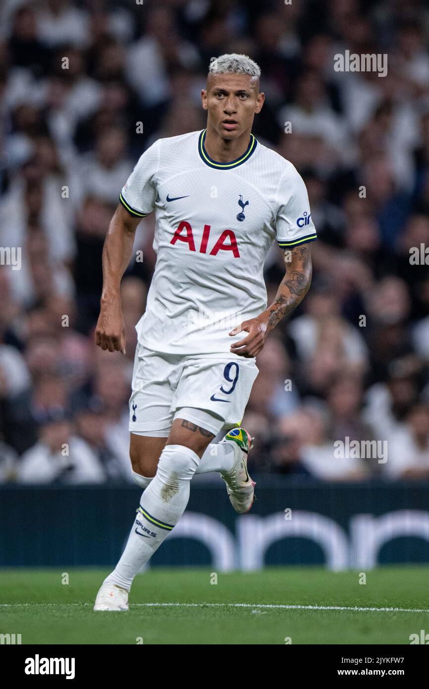 Tottenham hotspur squad hi-res stock photography and images - Alamy