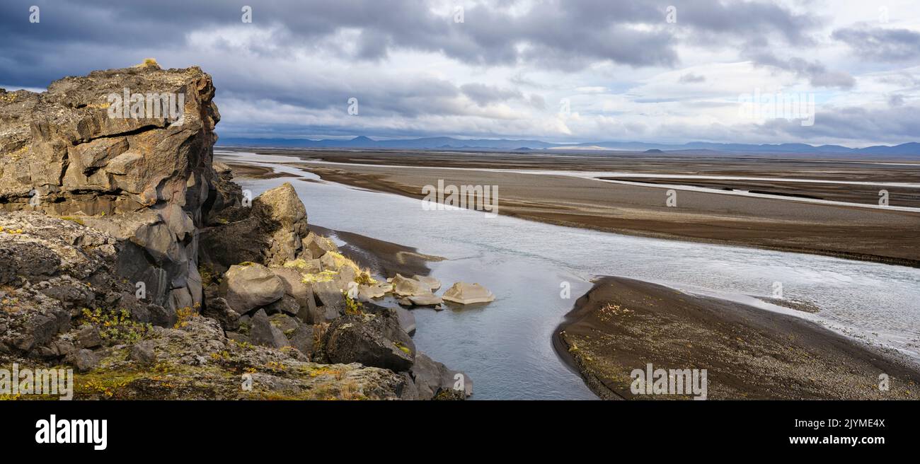 Braided river. Glacial river Joekulsa a Fjoellum. The north eastern interior highlands of Iceland in the Vatnajoekull National Park, a UNESCO world heritage site. Europe, Northern Europe, Iceland Stock Photo