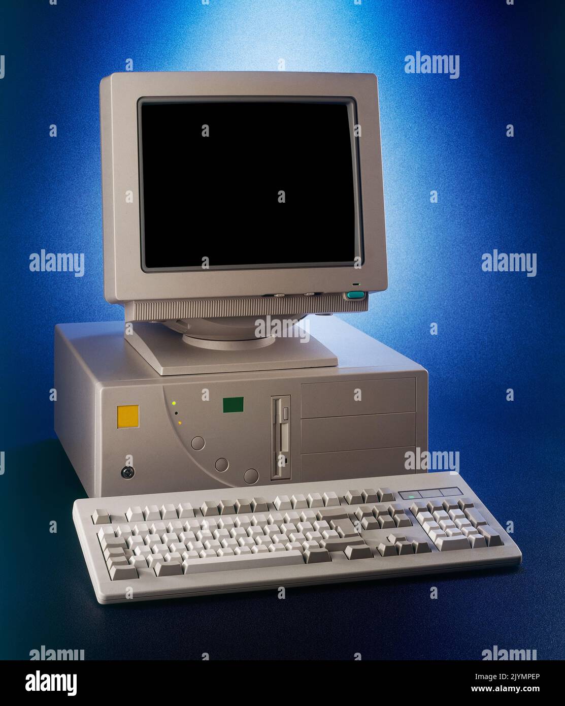 NEC、ノートとデスクトップの2007年夏モデルを発表 | 日経クロス