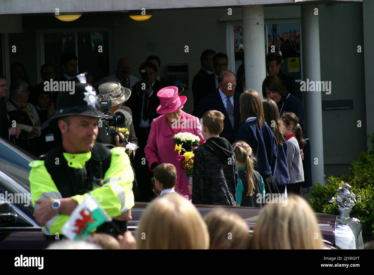Her majesty Queen Elizabeth 11 visits Llandudno Wales Stock Photo