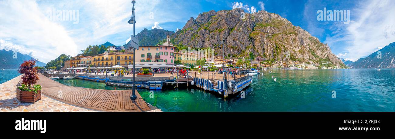 Panorama di limone sul garda hi-res stock photography and images - Alamy