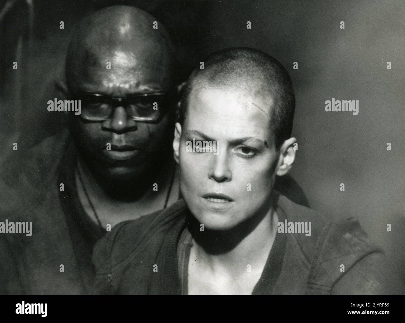 American actor Charles S. Dutton and actress Sigourney Weaver in the movie Alien 3, USA 1992 Stock Photo