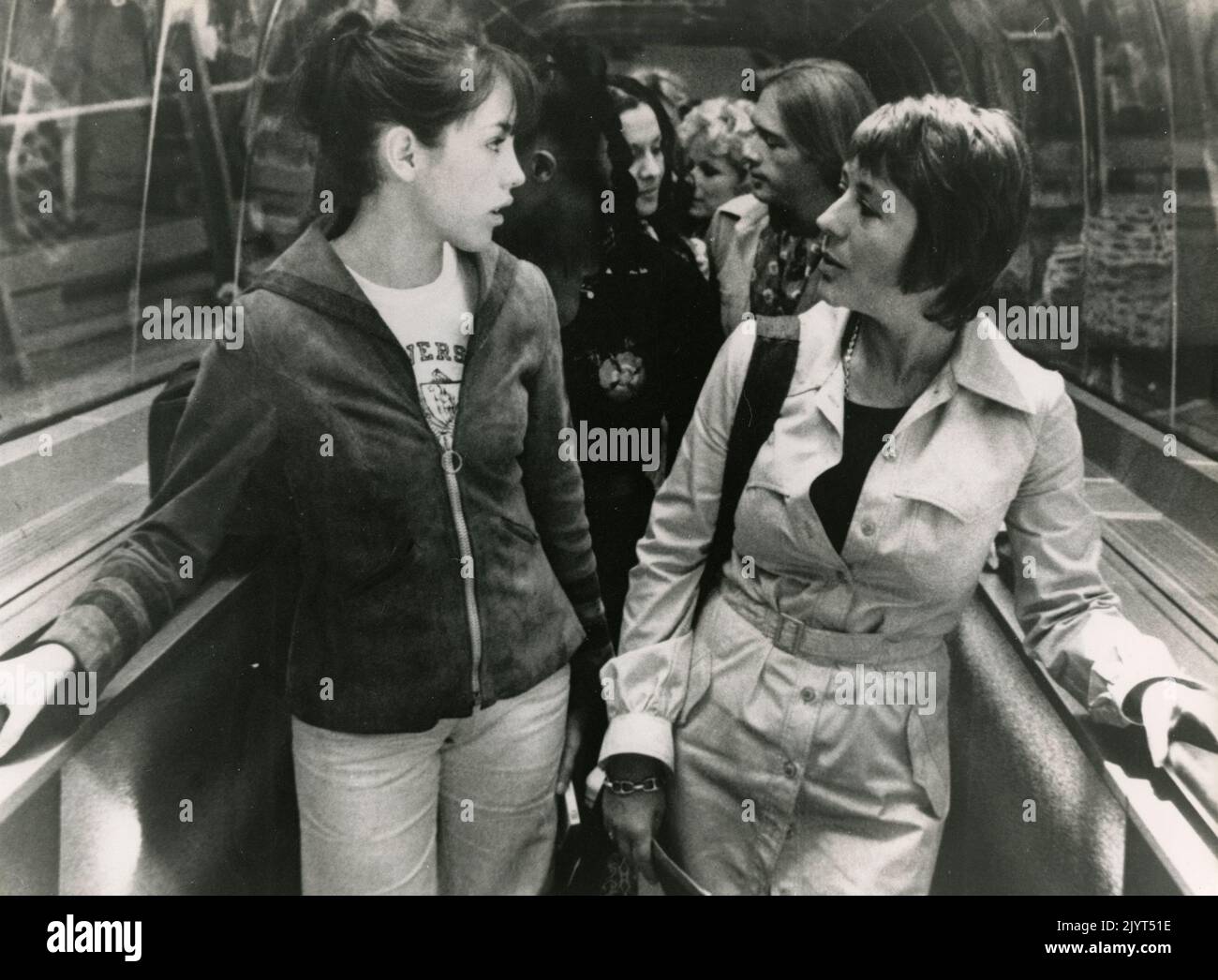 French actresses Isabelle Adjani and Annie Girardot in the movie The Slap (La Gifle), France 1974 Stock Photo