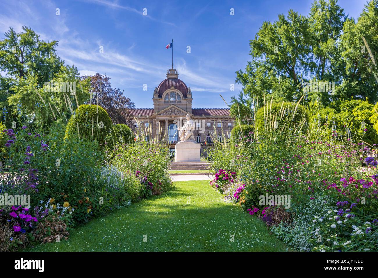 Palais du Rhin and its gardens in summer, Strasbourg, Bas-Rhin, Alsace, France Stock Photo