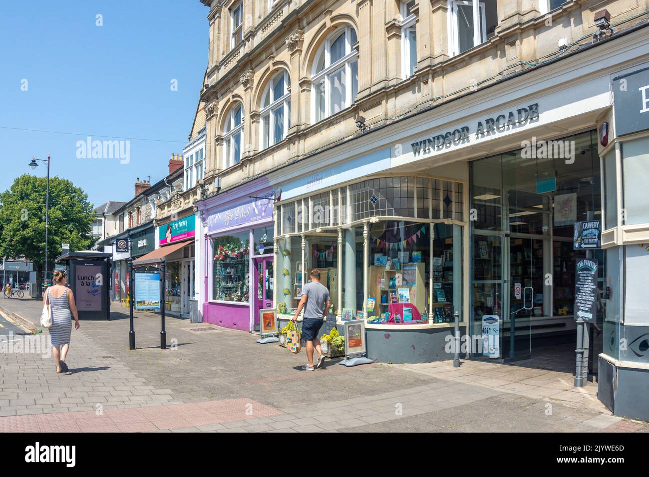 Penarth town centre hires stock photography and images Alamy
