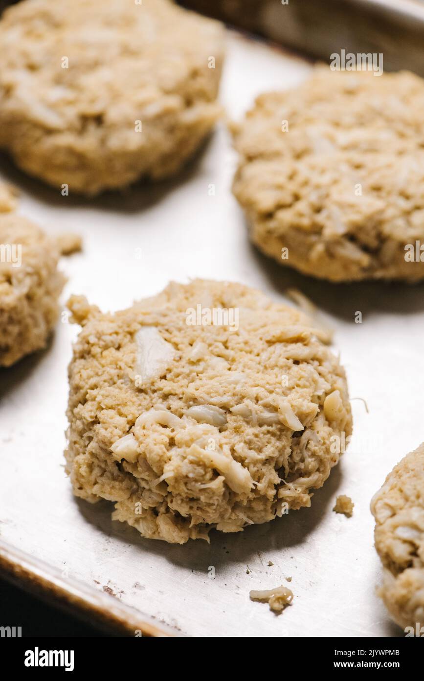 Formed raw crab cakes before cooking Stock Photo Alamy
