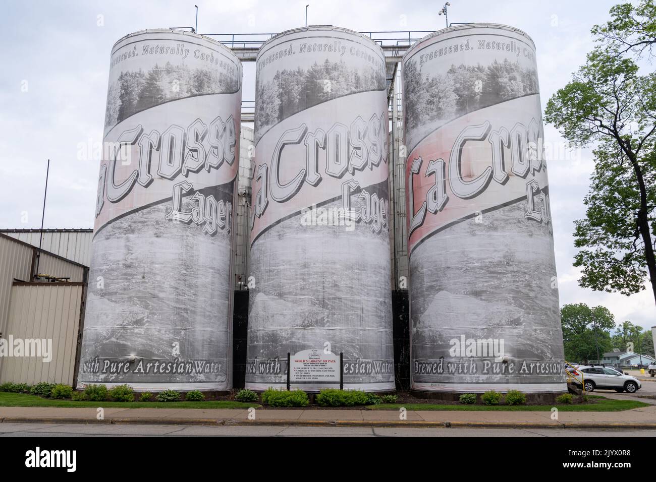 Worlds largest six pack old style beer hires stock photography and