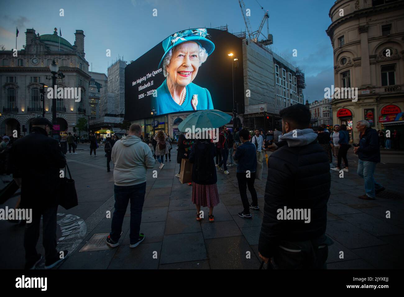 London, England, UK. 8th Sep, 2022. A tributet to Queen Elizabeth II is on display on giant screen in Piccadilly Circus after her death announcement. (Credit Image: © Tayfun Salci/ZUMA Press Wire) Stock Photo