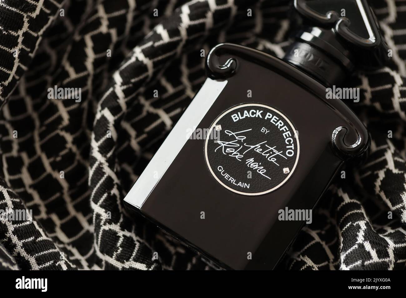 Guerlain perfume hi-res stock photography and images - Page 2 - Alamy