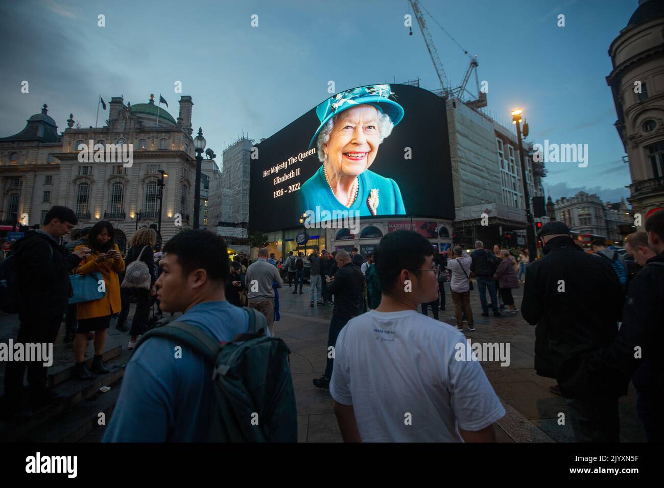 London, England, UK. 8th Sep, 2022. A tributet to Queen Elizabeth II is on display on giant screen in Piccadilly Circus after her death announcement. (Credit Image: © Tayfun Salci/ZUMA Press Wire) Stock Photo