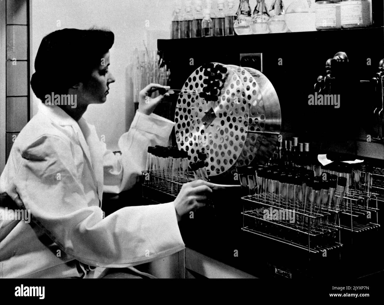Polio Salk Vaccine. January 1, 1955. (Photo by Look Magazine). Stock Photo