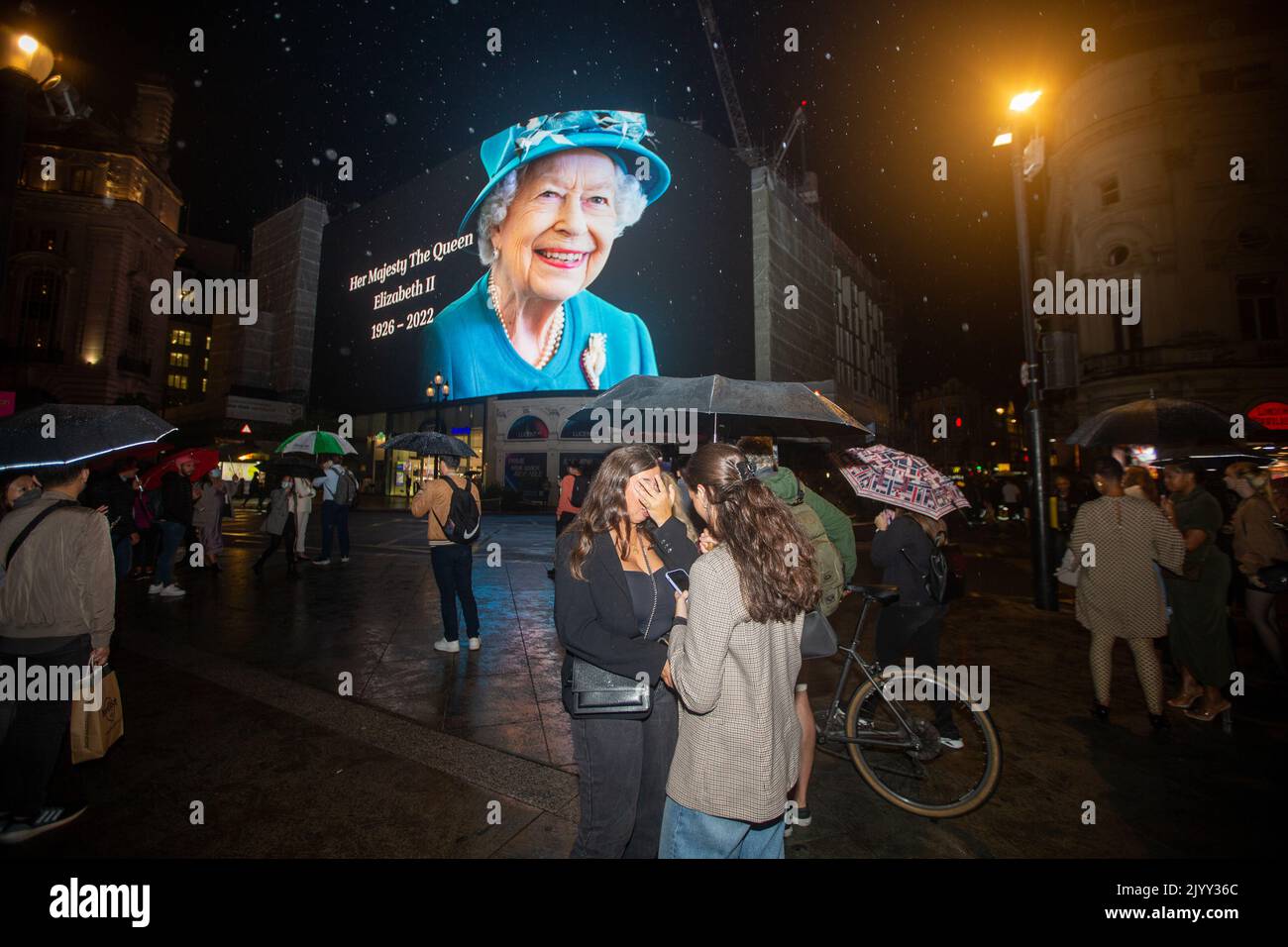 London, England, UK. 8th Sep, 2022. A tributet to Queen Elizabeth II is on display on giant screen in Piccadilly Circus after her death announcement. (Credit Image: © Tayfun Salci/ZUMA Press Wire) Stock Photo