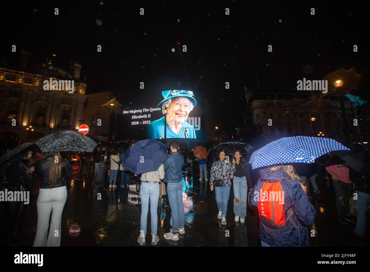 London, England, UK. 8th Sep, 2022. A tributet to Queen Elizabeth II is on display on giant screen in Piccadilly Circus after her death announcement. (Credit Image: © Tayfun Salci/ZUMA Press Wire) Stock Photo