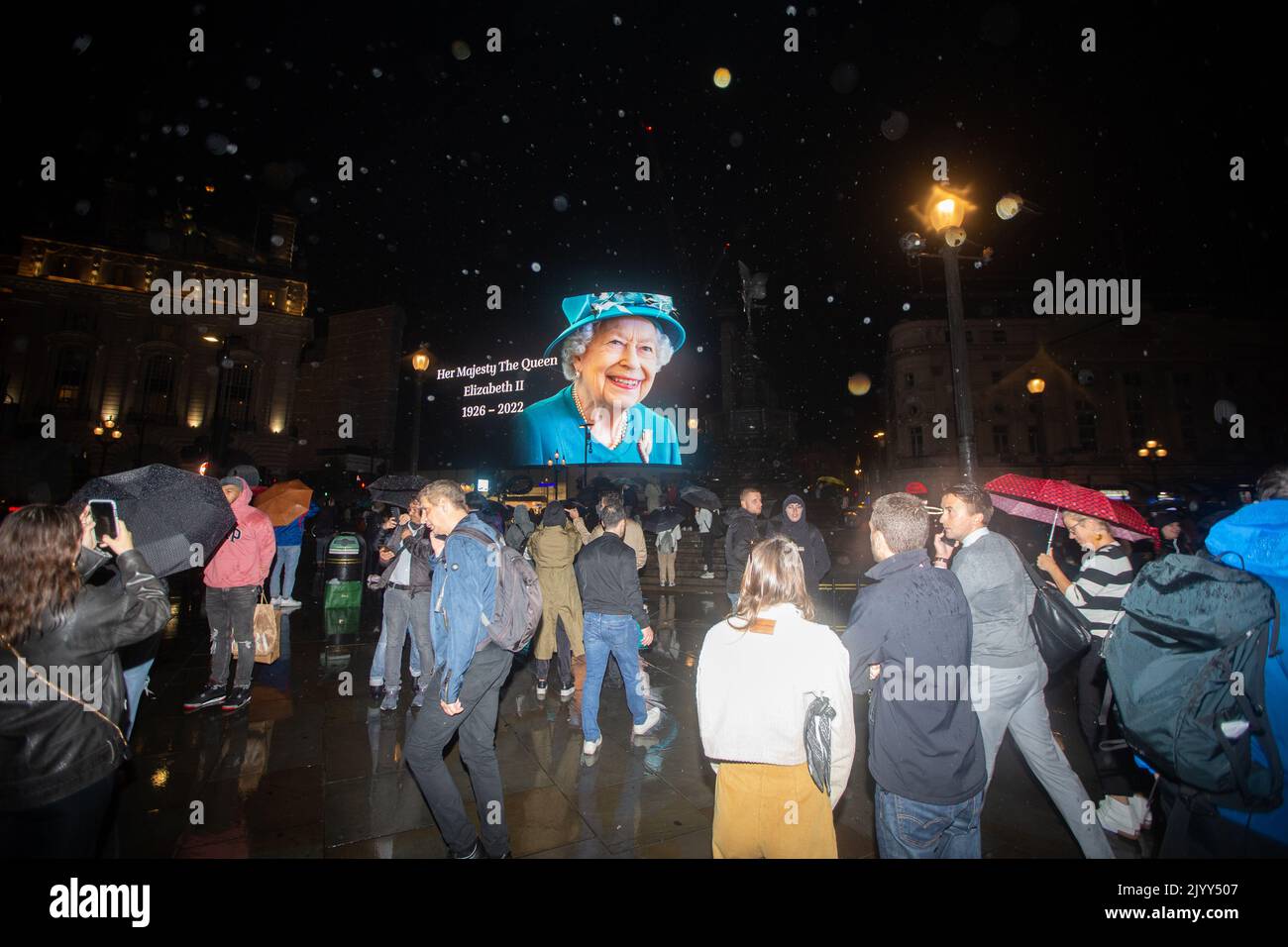 London, England, UK. 8th Sep, 2022. A tributet to Queen Elizabeth II is on display on giant screen in Piccadilly Circus after her death announcement. (Credit Image: © Tayfun Salci/ZUMA Press Wire) Stock Photo
