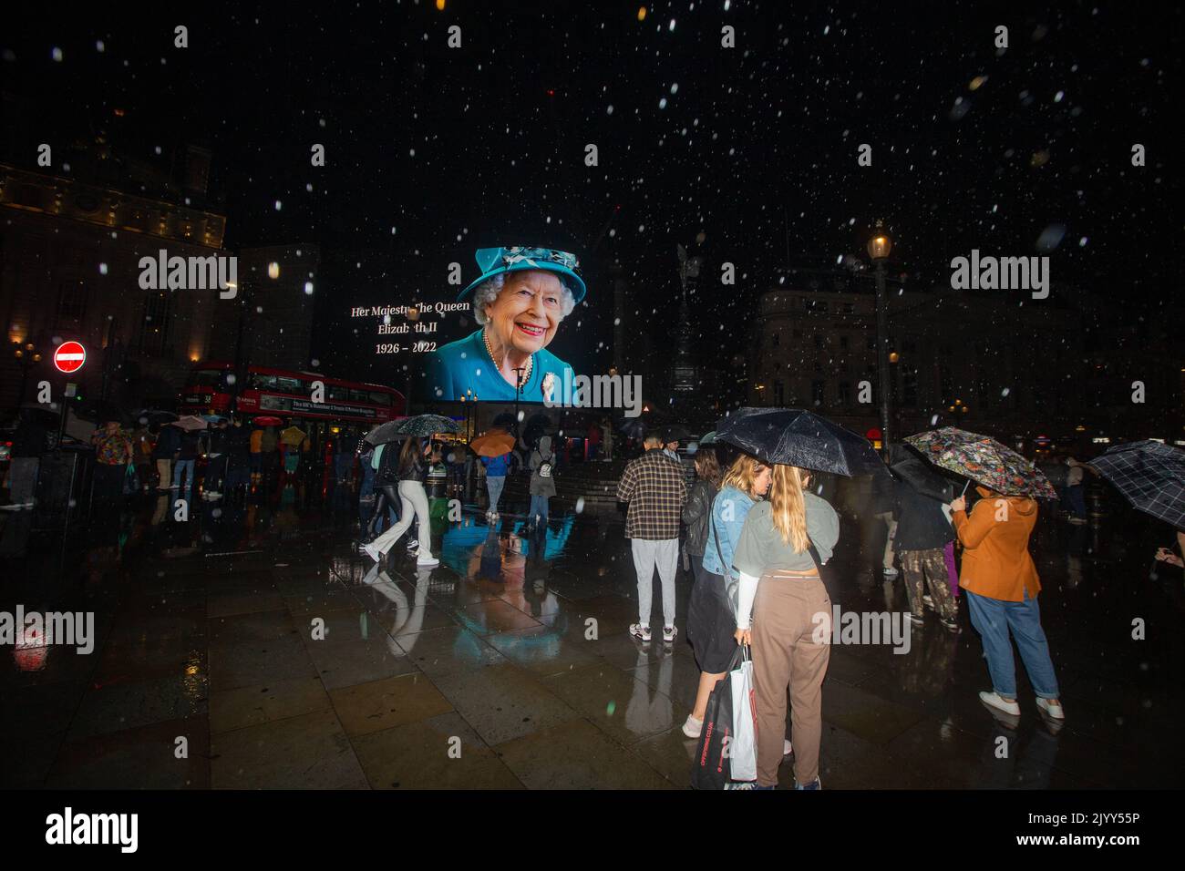 London, England, UK. 8th Sep, 2022. A tributet to Queen Elizabeth II is on display on giant screen in Piccadilly Circus after her death announcement. (Credit Image: © Tayfun Salci/ZUMA Press Wire) Stock Photo