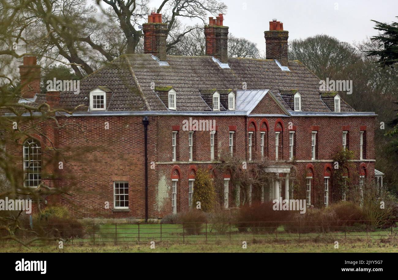 A general view of Anmer Hall on the Royal Sandringham Estate in Norfolk, following reports that Queen Elizabeth II was to gift the Georgian property, situated in Anmer village, Norfolk, to the Duke and Duchess of Cambridge. Issue date: Thursday September 8, 2022. Stock Photo