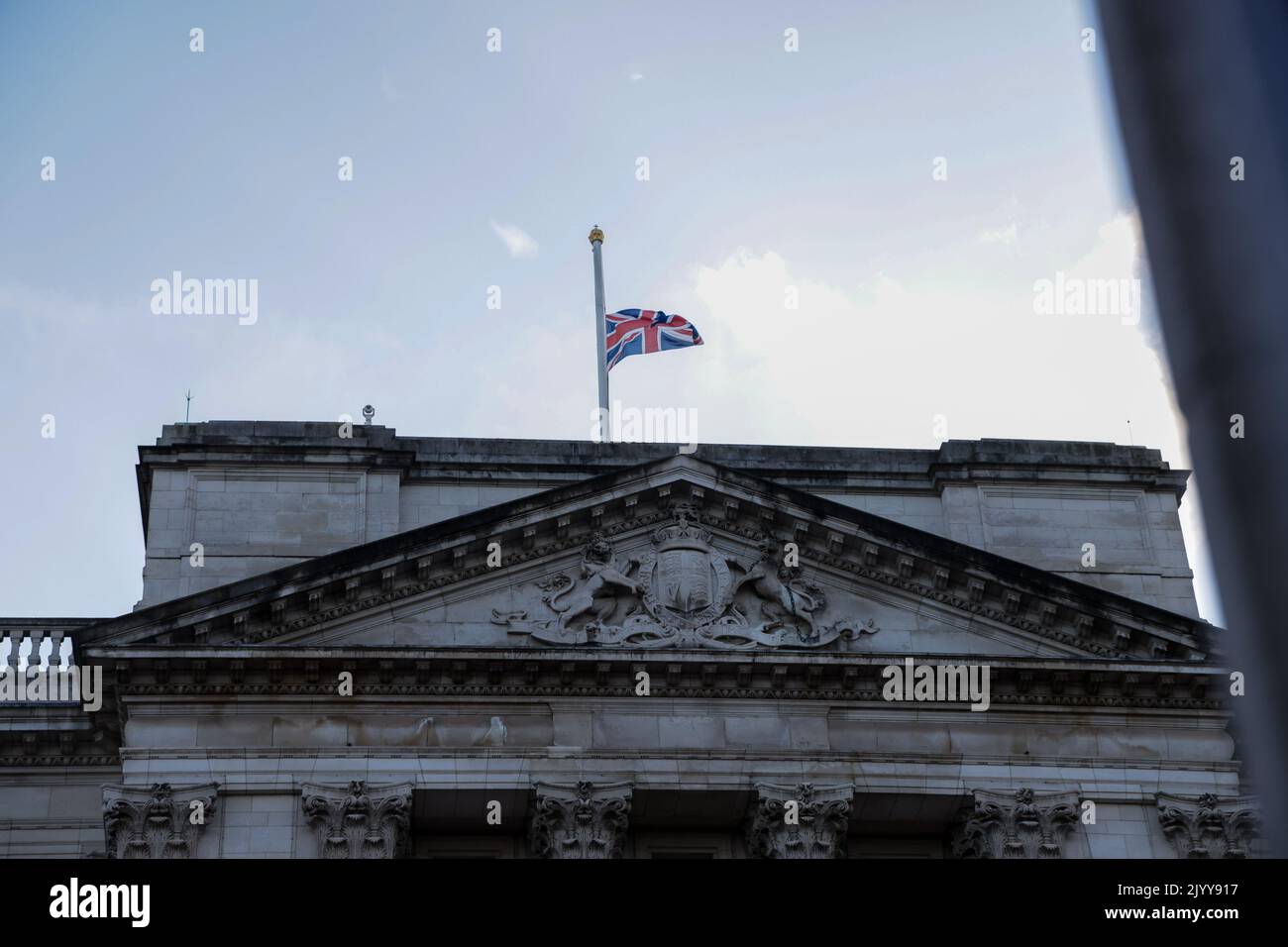 London, UK. 08th Sep, 2022. The Union Jack Flag is flown at half mast at Buckingham Palace as an announcement is made that Queen Elizabeth II, the UK's longest-reigning monarch, has died at the age of 96; She died peacefully at Balmoral Castle in Scotland. Credit: SOPA Images Limited/Alamy Live News Stock Photo
