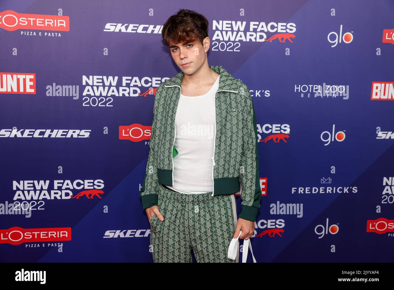 Berlin, Germany. 08th Sep, 2022. Benji Krol arrives for the Bunte New