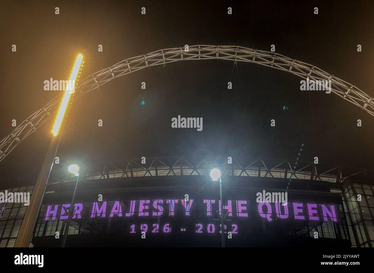 London, UK. 08th Sep, 2022. A tribute to Queen Elizabeth II is displayed on the screen at Wembley Stadium on September 8, 2022 following news of her death at the age 96 earlier in the day. Photo by Andrew Aleksiejczuk. Credit: PRiME Media Images/Alamy Live News Stock Photo