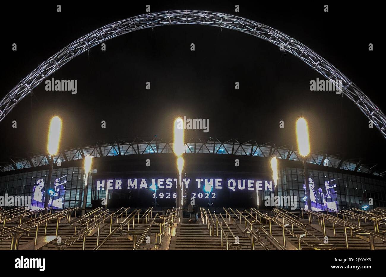 London, UK. 08th Sep, 2022. A tribute to Queen Elizabeth II is displayed on the screen at Wembley Stadium on September 8, 2022 following news of her death at the age 96 earlier in the day. Photo by Andrew Aleksiejczuk. Credit: PRiME Media Images/Alamy Live News Stock Photo