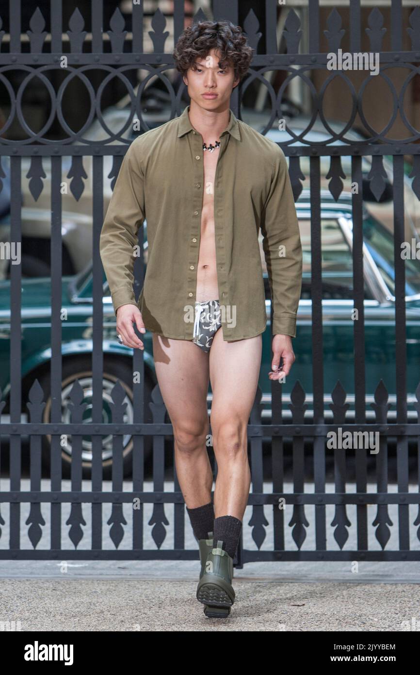 September 8th 2022 - New York,USA - Parke Ronen Resort 2023 runway at ...