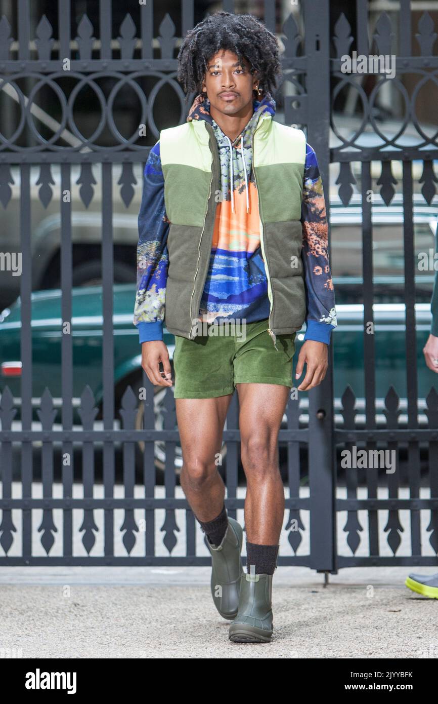 September 8th 2022 - New York,USA - Parke Ronen Resort 2023 runway at ...