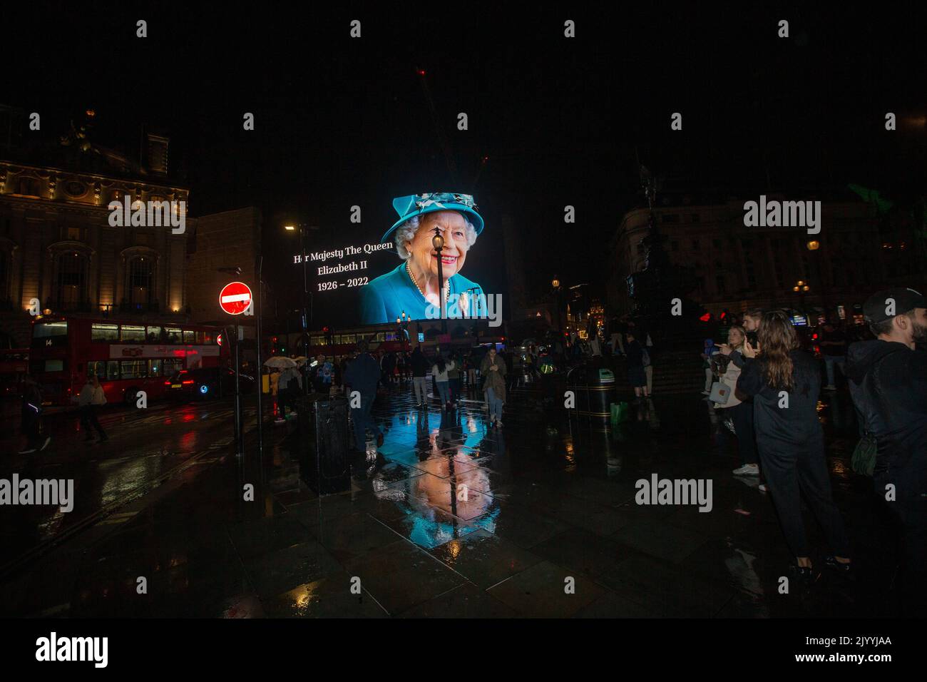 London, England, UK. 8th Sep, 2022. A tributet to Queen Elizabeth II is on display on giant screen in Piccadilly Circus after her death announcement. (Credit Image: © Tayfun Salci/ZUMA Press Wire) Stock Photo
