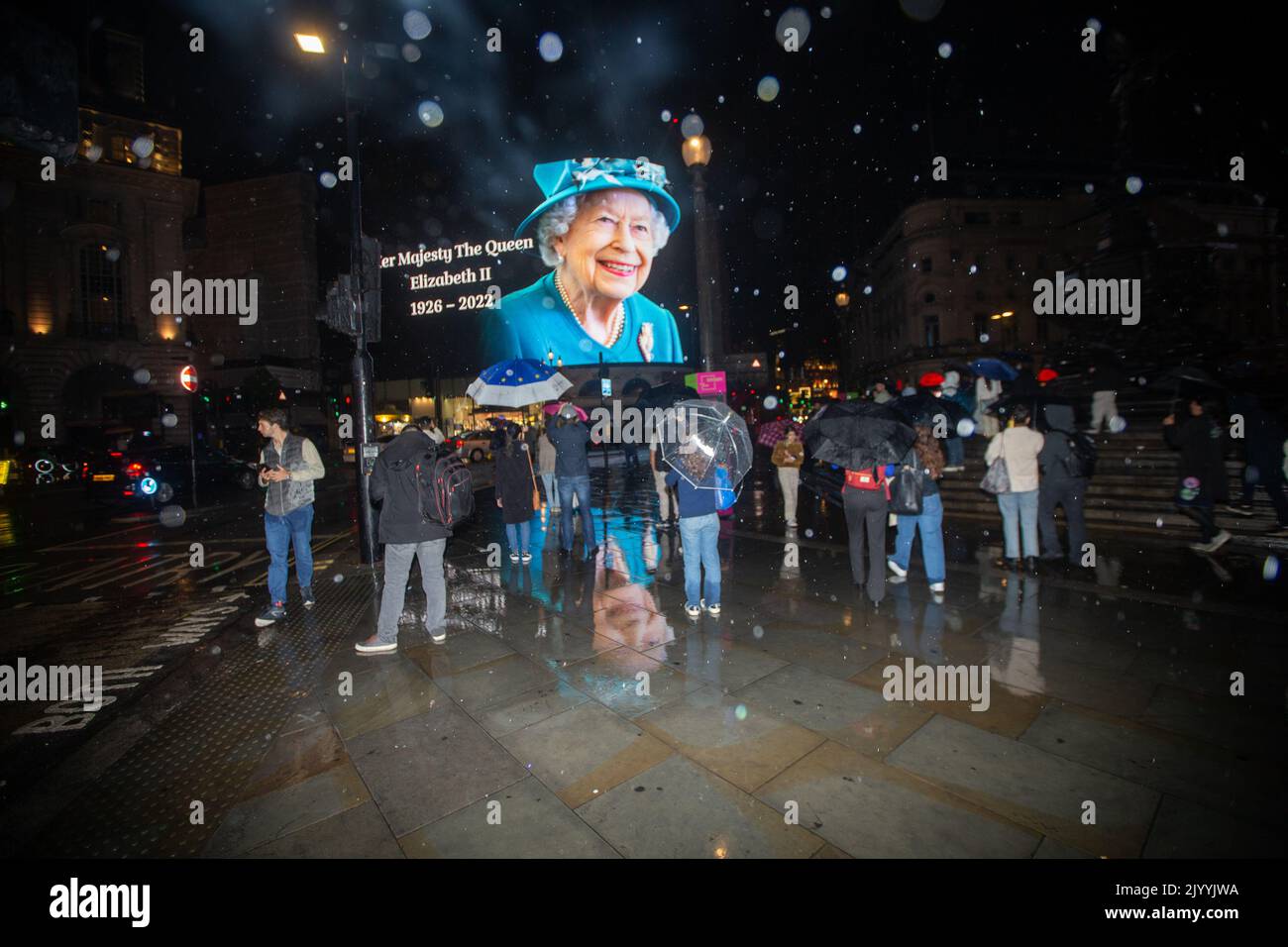 London, England, UK. 8th Sep, 2022. A tributet to Queen Elizabeth II is on display on giant screen in Piccadilly Circus after her death announcement. (Credit Image: © Tayfun Salci/ZUMA Press Wire) Stock Photo