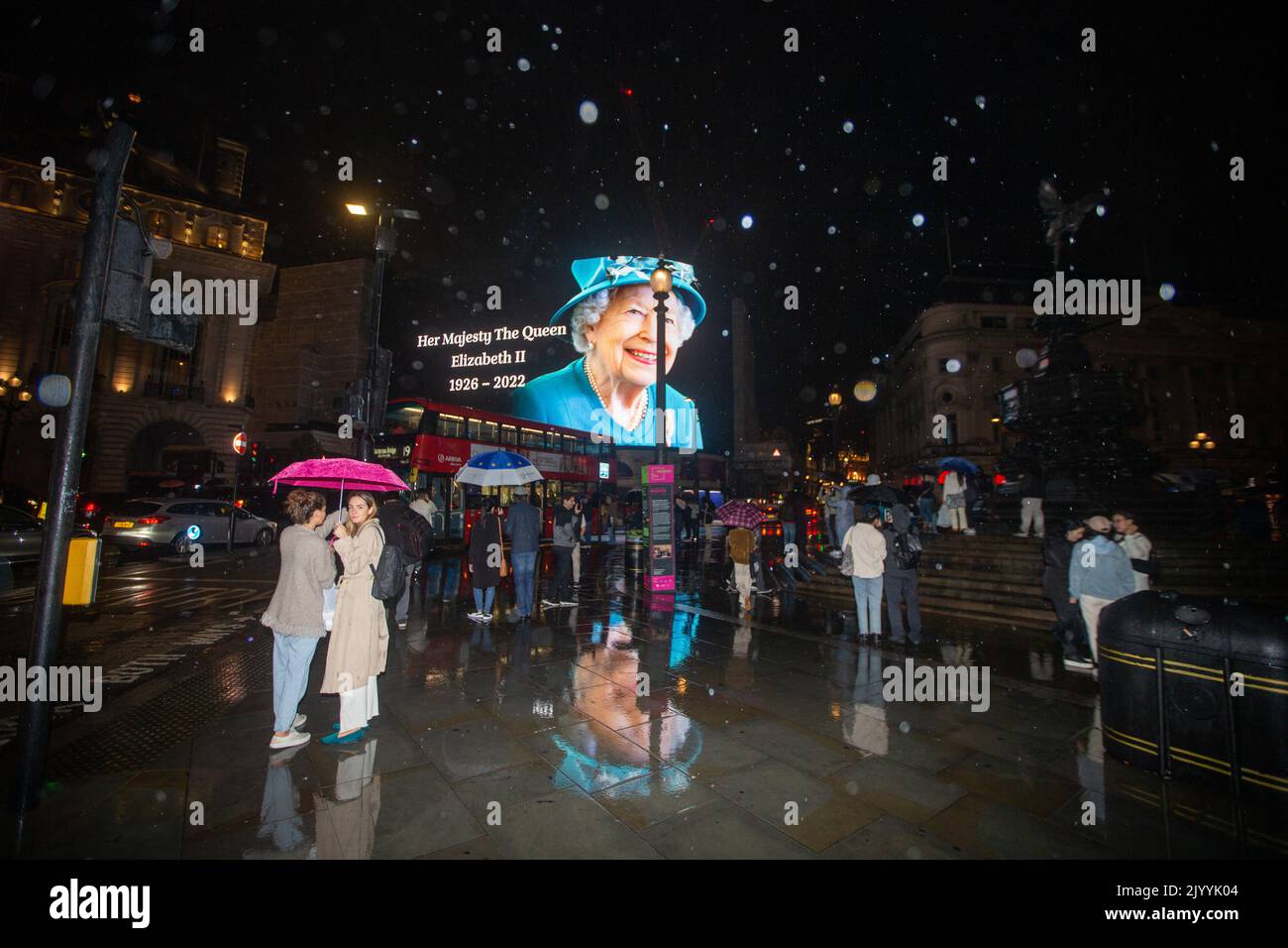 London, England, UK. 8th Sep, 2022. A tributet to Queen Elizabeth II is on display on giant screen in Piccadilly Circus after her death announcement. (Credit Image: © Tayfun Salci/ZUMA Press Wire) Stock Photo
