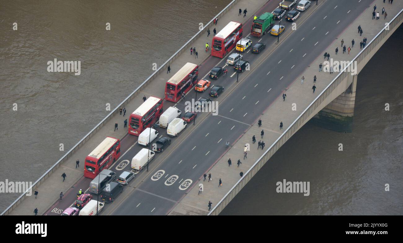 File photo date 2/12/2015 of a view of buses and commuters on London Bridge, London. Today is known as D-Day or D+0 in the plans for the aftermath of the Queen's death, codenamed London Bridge. Issue date: Friday September 9, 2022. Stock Photo