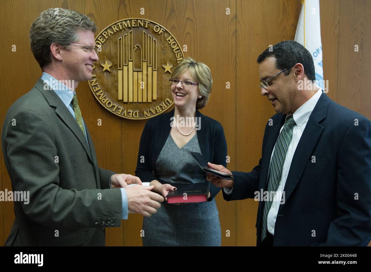 Swearing in ceremony for David Montoya, HUD Inspector General, with