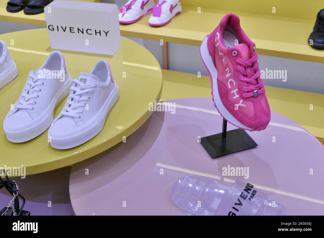 Givenchy shoes pink discount