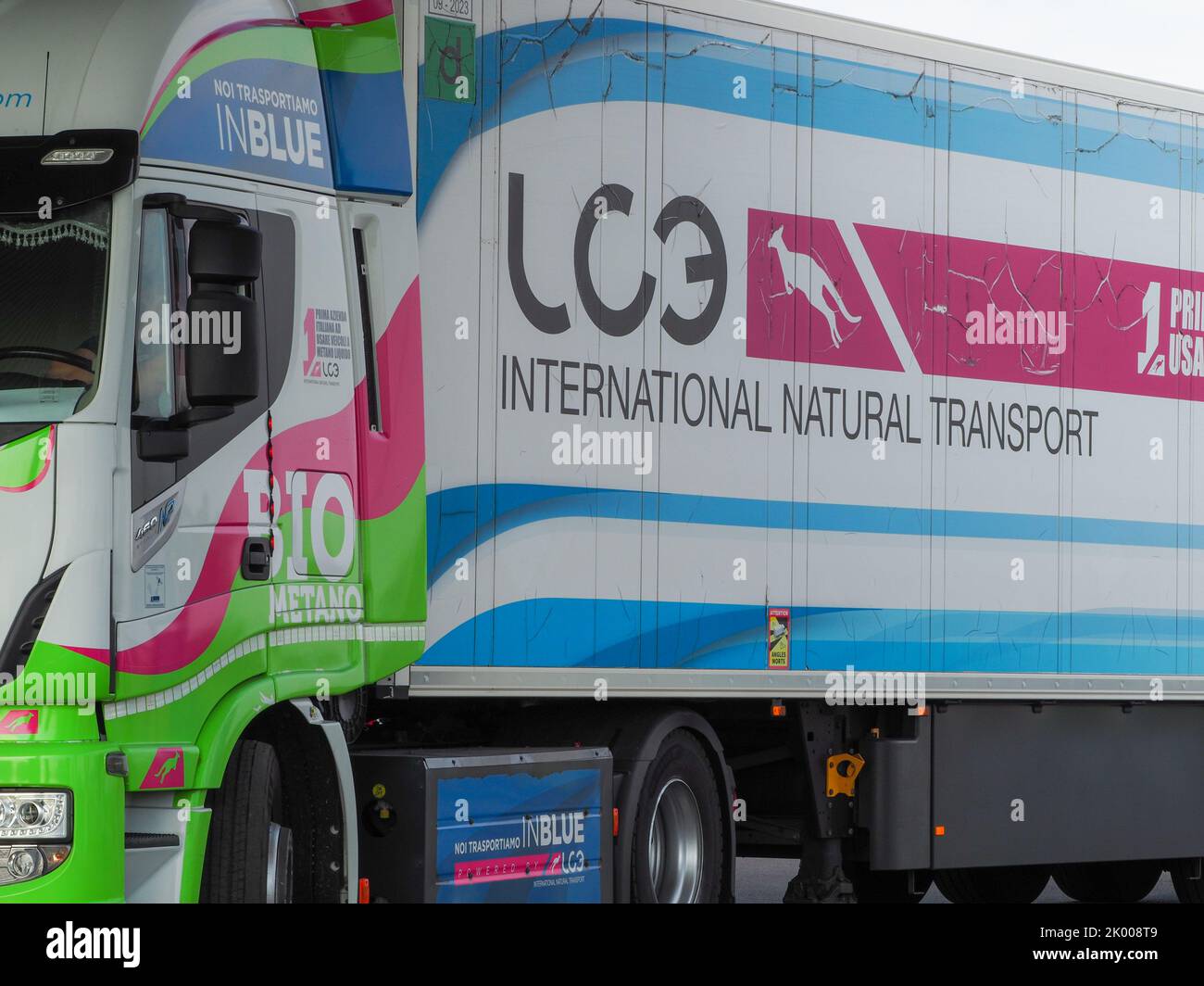 LPG and methane gas filling stations and cars Stock Photo Alamy