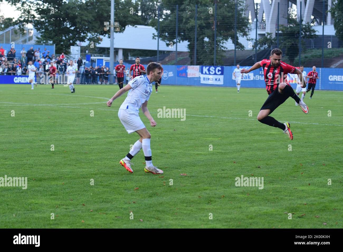 Karlsruhe Schal 'Lebenslänglich' - Blau-weißer Fußball Fanschal Mit Doppelseite