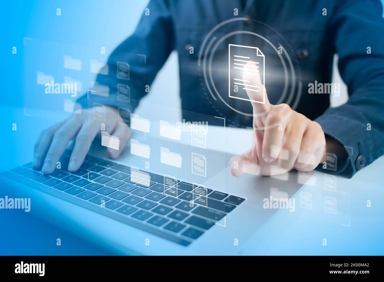 Document Management System (DMS) Online Document Database and automated processes to manage files, knowledge, and documents in an organization effecti Stock Photo