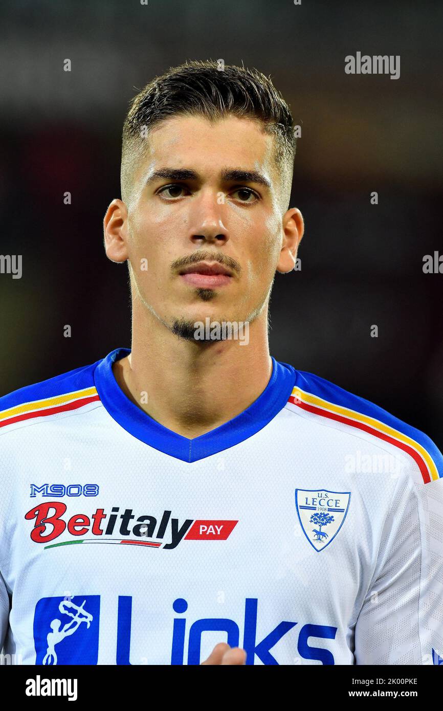 Joan Gonzalez of US Lecce looks on during the Serie A 2022/23 match
