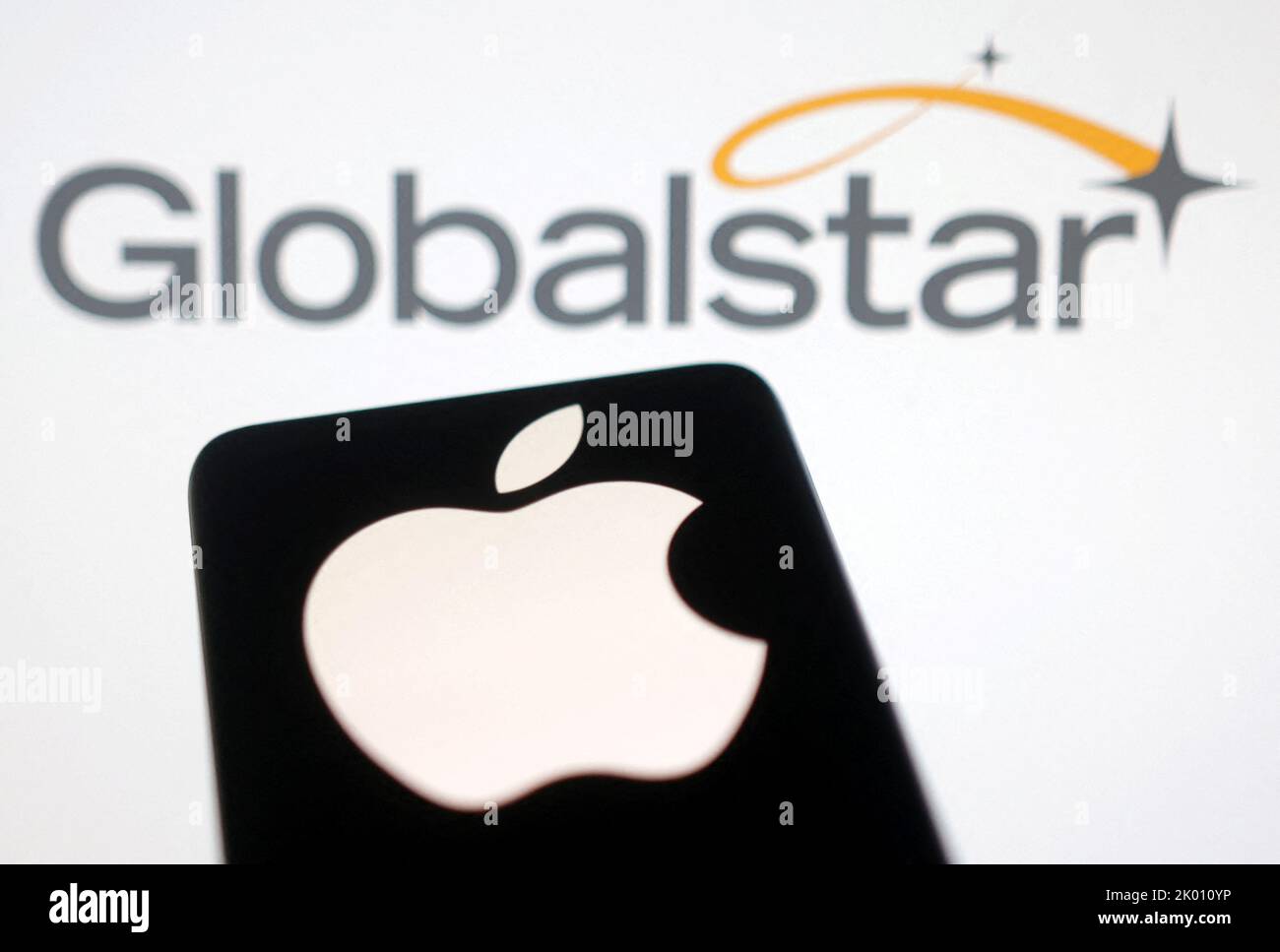 Apple and Globalstar logos are seen in this illustration taken September 9, 2022. REUTERS/Dado Ruvic/Illustration Stock Photo