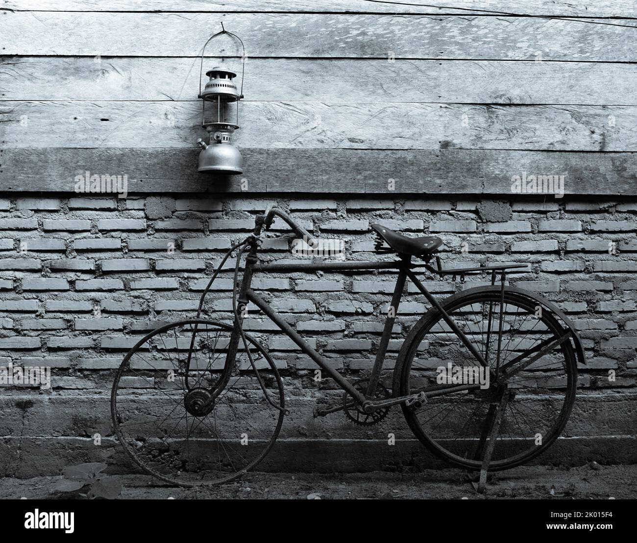 photo of a klasing bike next to a house Stock Photo