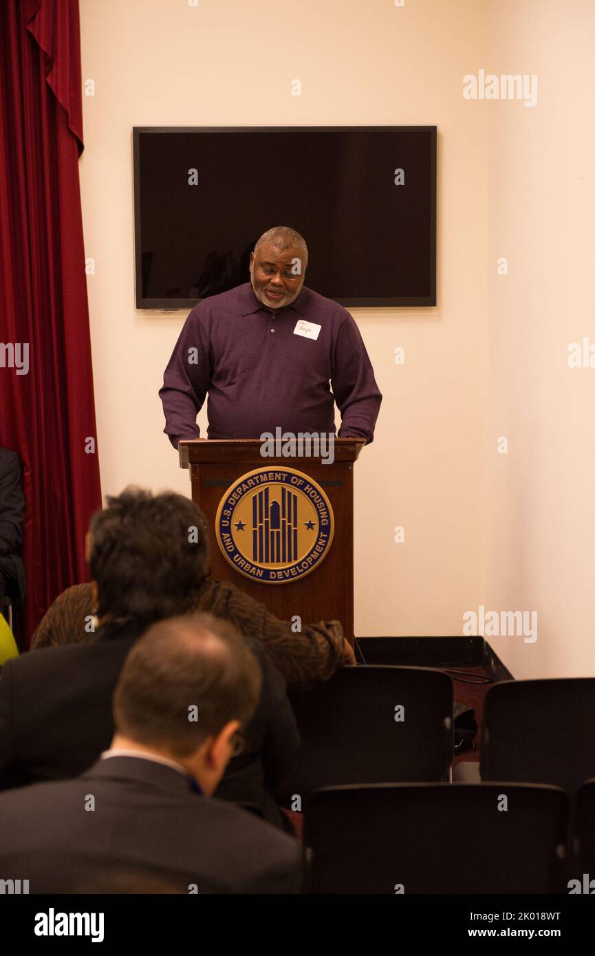 HUD Section 3 Business Registry Launch at the Rayburn Building, Washington, D.C., with HUD Assistant Secretary for Fair Housing and Equal Opportunity (FHEO) John Trasvina, FHEO Economic Opportunity Division Director Staci Gilliam, HUD Washington, D.C. Field Office Director Marvin Turner, D.C. Delegate to Congress Eleanor Holmes Norton, California Congresswomen Judy Chu and Maxine Waters, Missouri Congressman Emanuel Cleaver, Small Business Administration's Historically Underutilized Business Zone (HUBZone) Program Director Grande Lum, and D.C. Department of Housing and Community Development Di Stock Photo