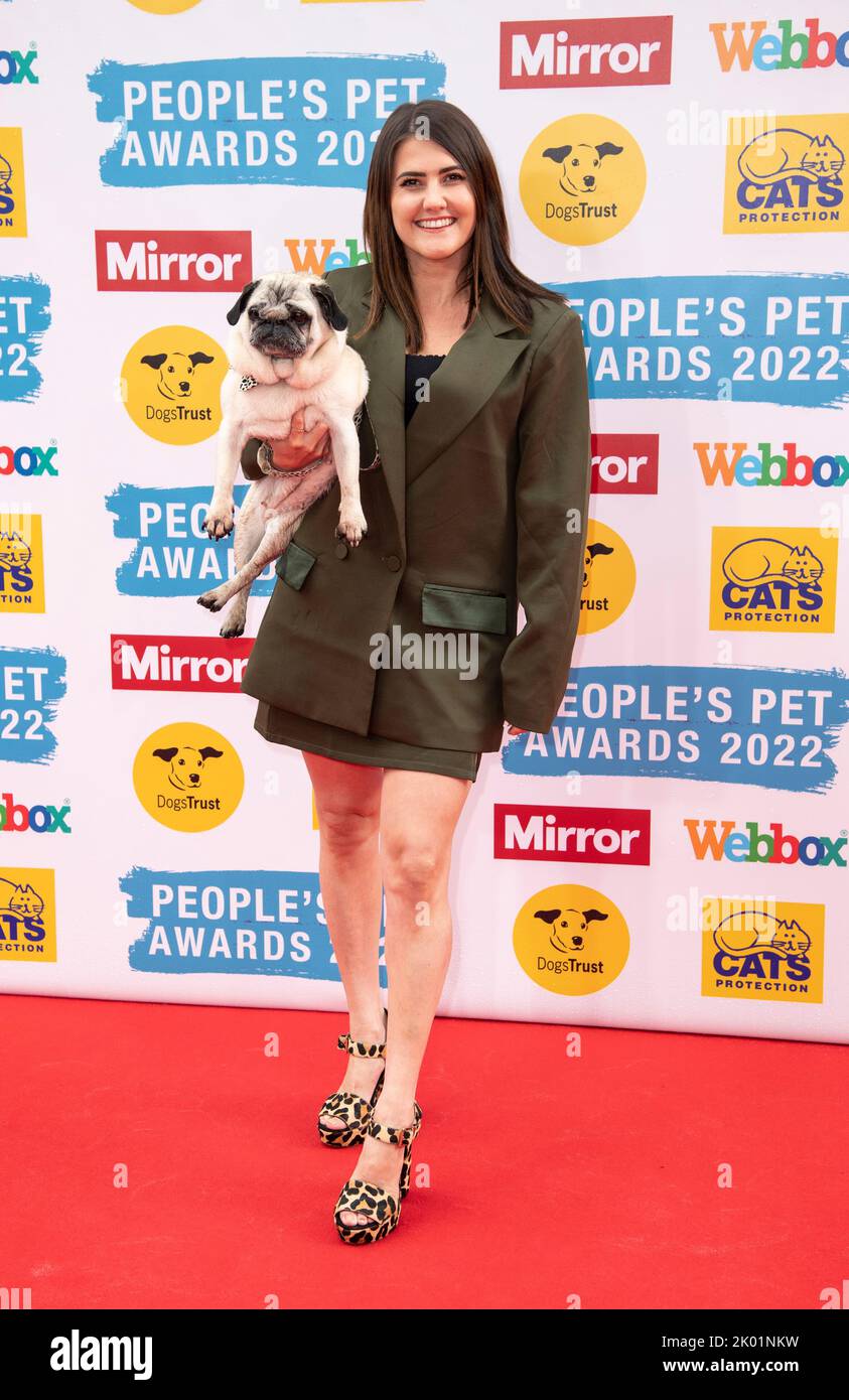 Aimee Vivian attends the ‘Mirror People’s Pet Awards’ at the Grovenor