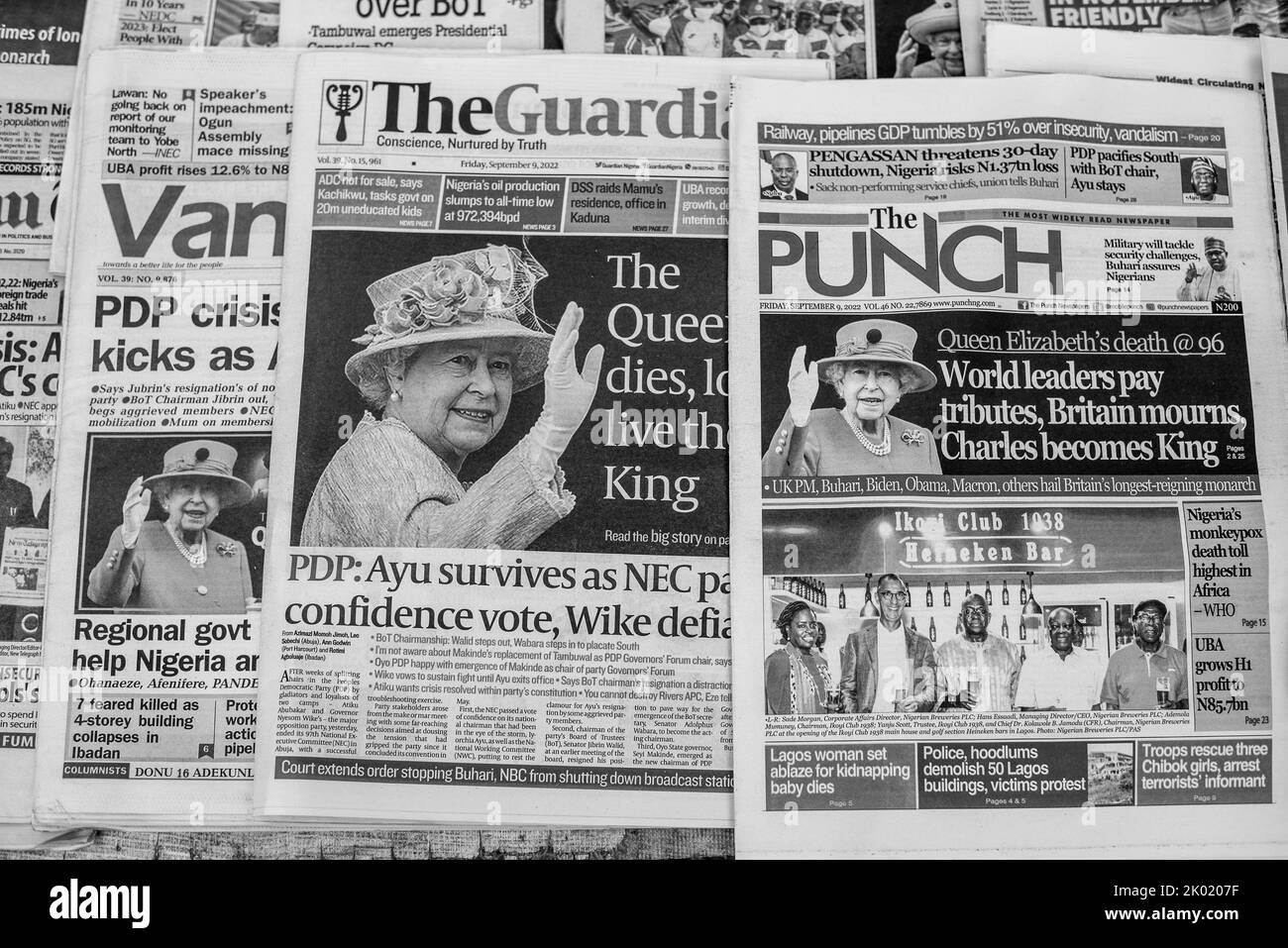 Newspaper headlines in Lagos, Nigeria, 09 September 2022, following the death of Britain's Queen Elizabeth II. She has died at her Scottish estate, Ba Stock Photo
