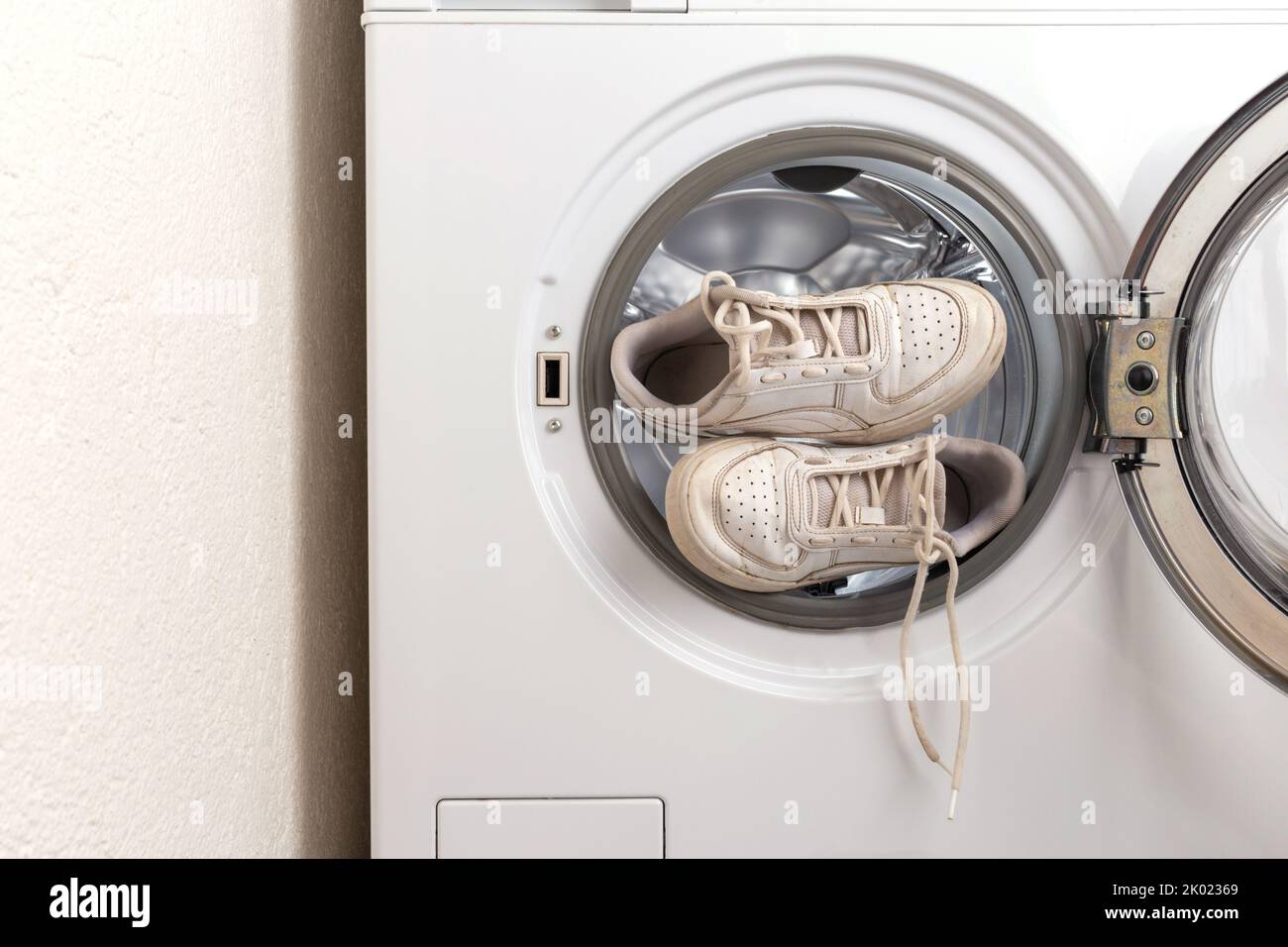 Sneakers wash hires stock photography and images Alamy